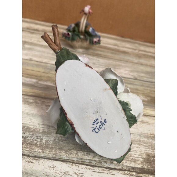 Vintage Capodimonte Tiche Porcelain Flower Figurines Lot of 5 Roses Basket - Picture 15 of 16